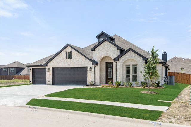 325 London Drive, Lavon, TX 75166