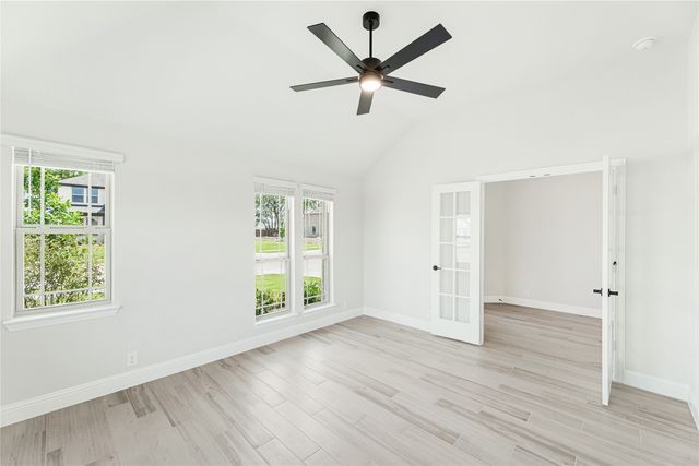 325 London Drive, Lavon, TX 75166