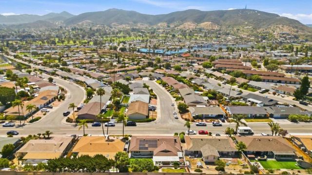 952 La Tierra Drive, San Marcos, CA 92078