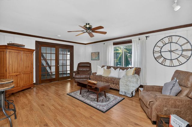 2S600 Angeline Court, Warrenville, IL 60555