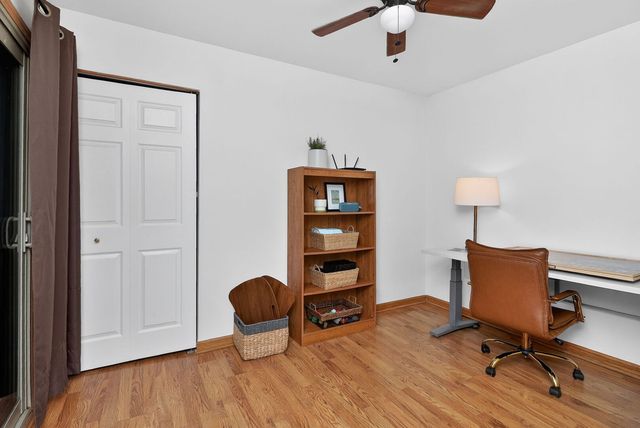 2S600 Angeline Court, Warrenville, IL 60555