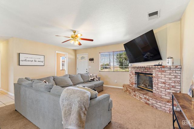 4331 Lorraine Street, Shafter, CA 93263