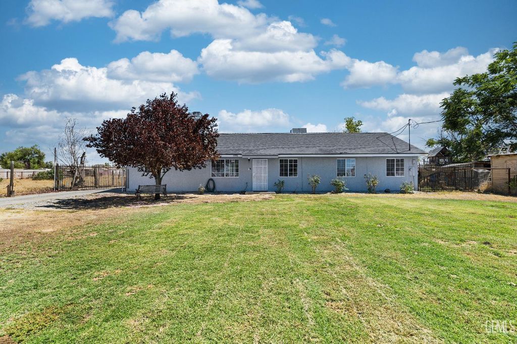 4331 Lorraine Street, Shafter, CA 93263