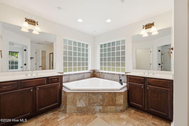104 Shamrock Circle, Greenville, NC 27834