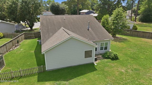 104 Shamrock Circle, Greenville, NC 27834