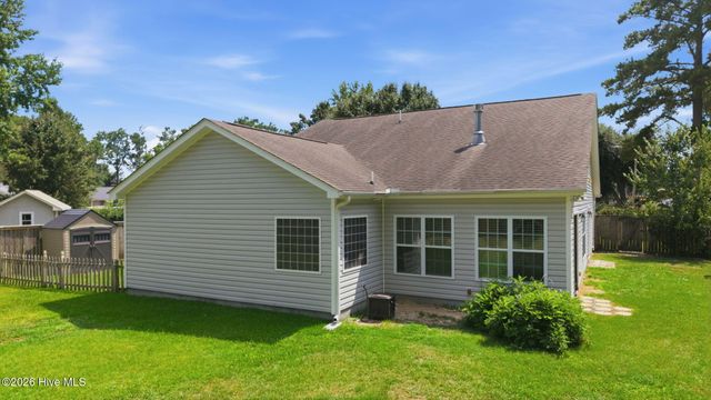 104 Shamrock Circle, Greenville, NC 27834