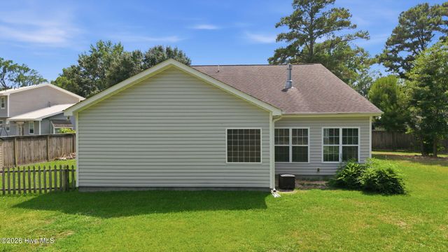 104 Shamrock Circle, Greenville, NC 27834