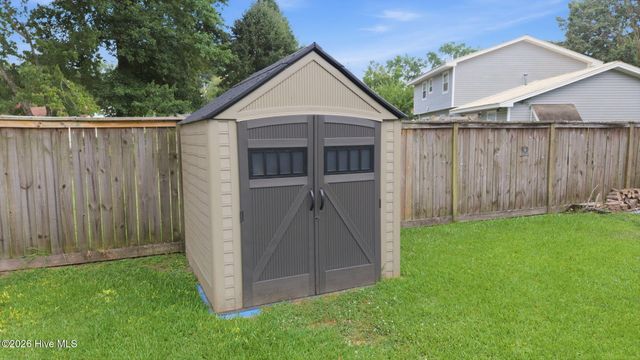 104 Shamrock Circle, Greenville, NC 27834