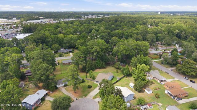 104 Shamrock Circle, Greenville, NC 27834
