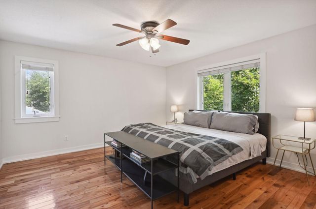 1086 11th Avenue SE, Minneapolis, MN 55414