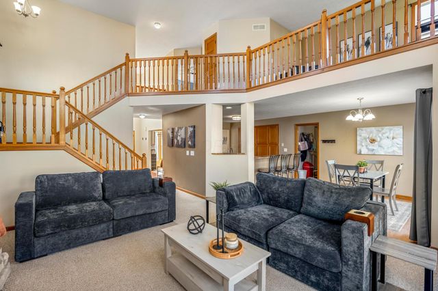 1887 Deer Crossing Drive, Marysville, OH 43040