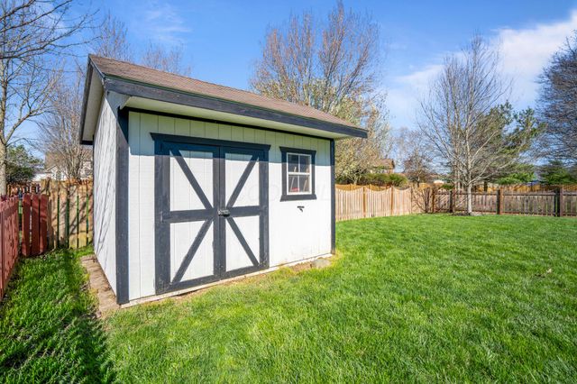 1887 Deer Crossing Drive, Marysville, OH 43040