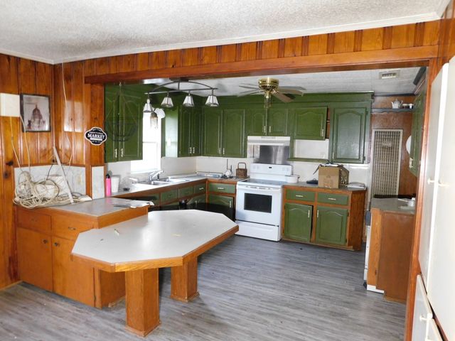 507 E Spring Street, Taylor, AR 71861