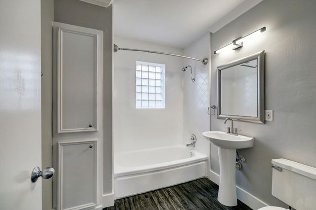 3618 Garrott Street 7, Houston, TX 77006