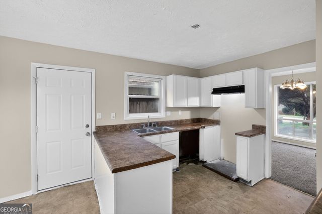 4406 Carriage Trail, Stone Mountain, GA 30083