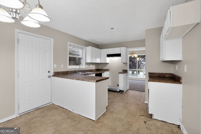 4406 Carriage Trail, Stone Mountain, GA 30083