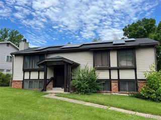2345 Derhake Road, Florissant, MO 63033