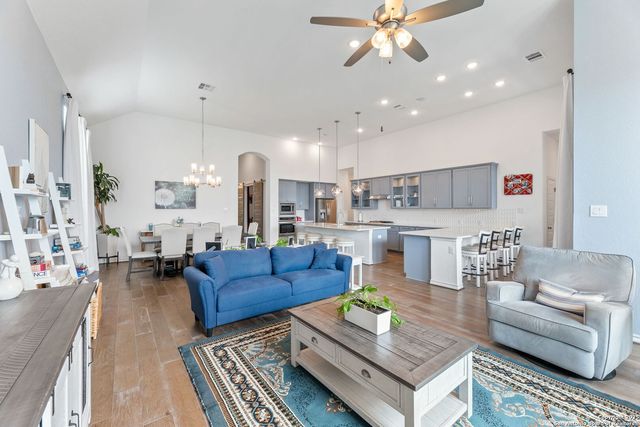 12026 Bailey Hills, San Antonio, TX 78253