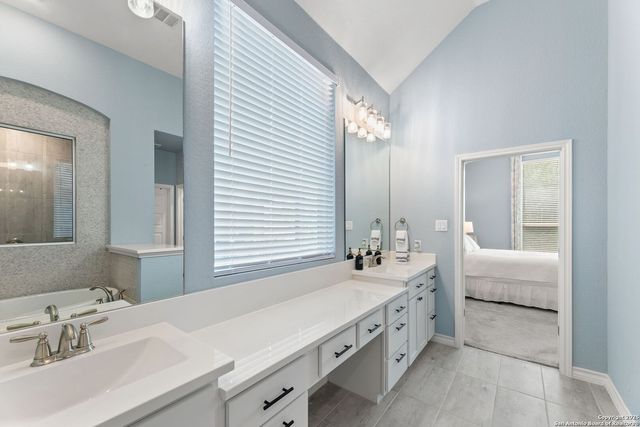 12026 Bailey Hills, San Antonio, TX 78253