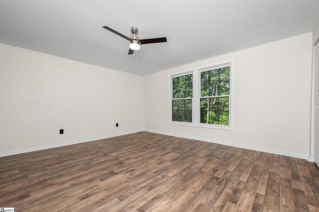 141 Agnes Drive, Duncan, SC 29334