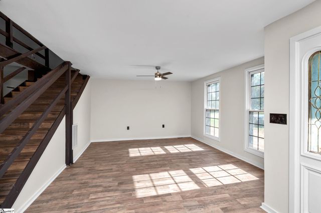 141 Agnes Drive, Duncan, SC 29334
