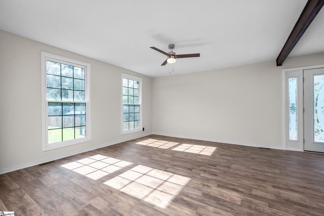 141 Agnes Drive, Duncan, SC 29334