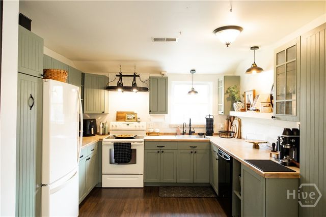 5720 N 21 Highway, Springfield, GA 31329