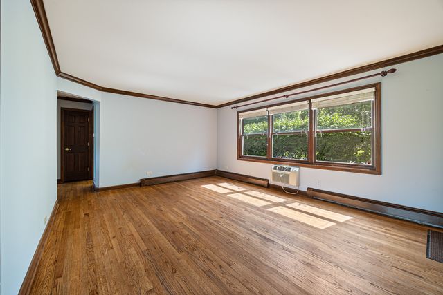 1702 E Northwest Highway 1B, Arlington Heights, IL 60004