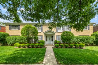 1702 E Northwest Highway 1B, Arlington Heights, IL 60004