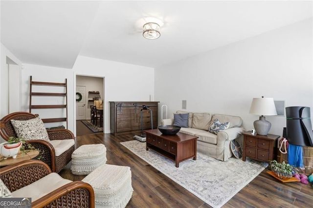 520 Hopewell Downs Drive, Milton, GA 30004