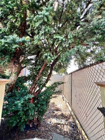 21 Stella Rd, Boston, MA 02131