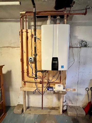 21 Stella Rd, Boston, MA 02131