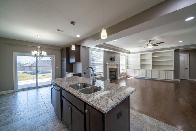 1705 SWIFT CT, Columbia, MO 65203