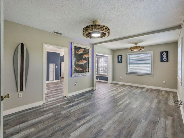 6504 LINCOLN ROAD, Bradenton, FL 34203