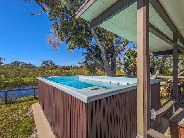 6504 LINCOLN ROAD, Bradenton, FL 34203