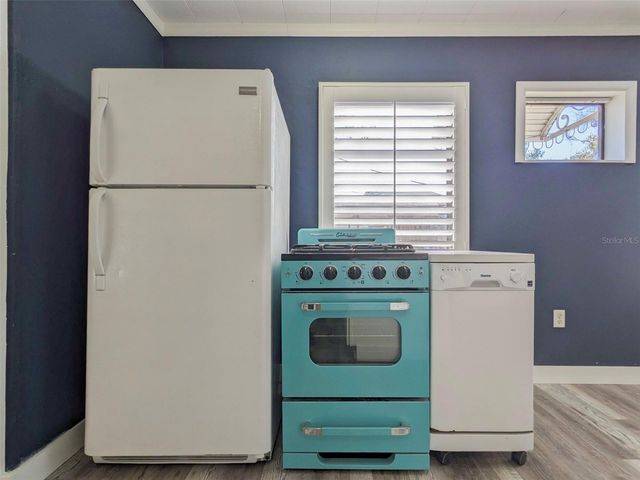 6504 LINCOLN ROAD, Bradenton, FL 34203