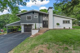 5 Wild Cherry Drive, St Peters, MO 63376