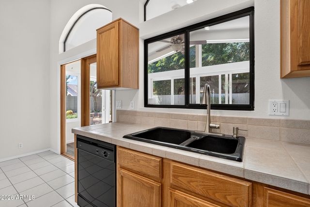 3750 E IRWIN Avenue, Mesa, AZ 85206