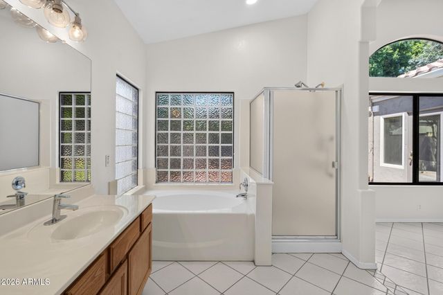 3750 E IRWIN Avenue, Mesa, AZ 85206