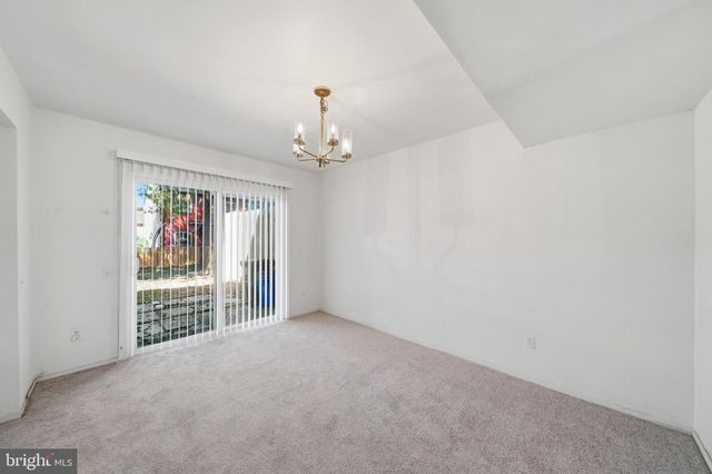19306 THOMAS FARM RD, Gaithersburg, MD 20886