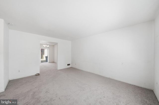 19306 THOMAS FARM RD, Gaithersburg, MD 20886