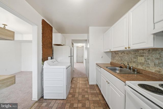 19306 THOMAS FARM RD, Gaithersburg, MD 20886