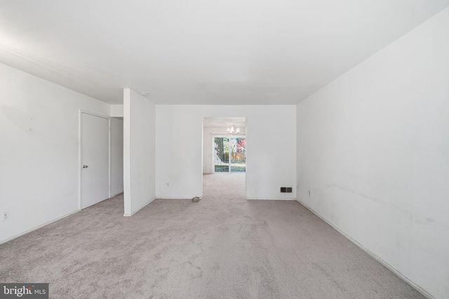 19306 THOMAS FARM RD, Gaithersburg, MD 20886