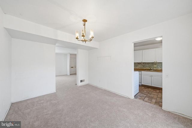 19306 THOMAS FARM RD, Gaithersburg, MD 20886