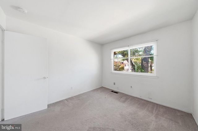 19306 THOMAS FARM RD, Gaithersburg, MD 20886
