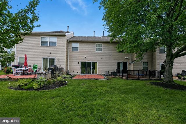 2103 DORAL DR, Blackwood, NJ 08012