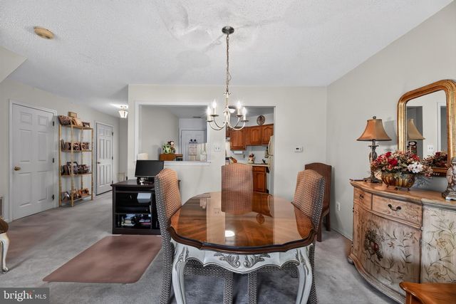 2103 DORAL DR, Blackwood, NJ 08012