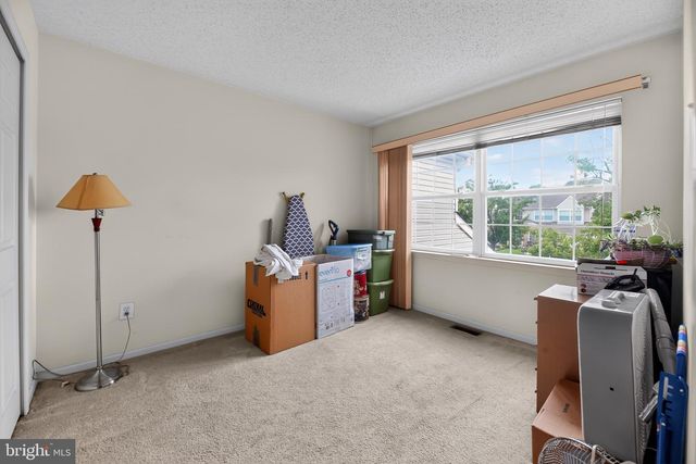 2103 DORAL DR, Blackwood, NJ 08012