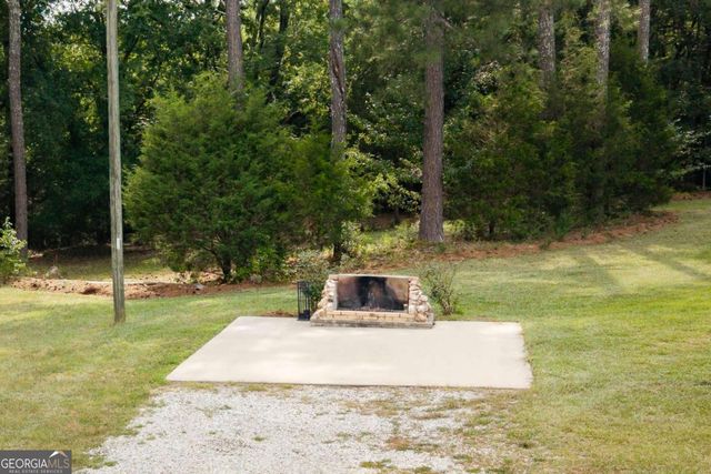 1967 Calhoun Falls Highway, Elberton, GA 30635