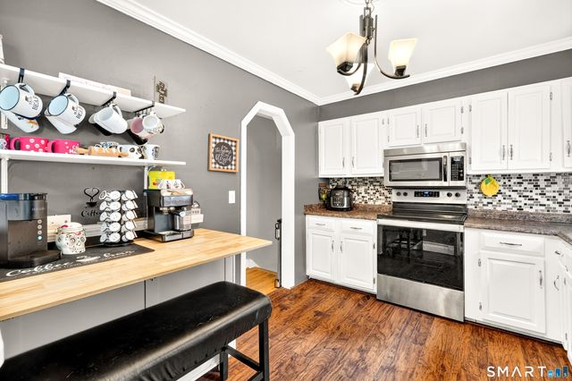 54 Taylor Terrace, New Milford, CT 06776